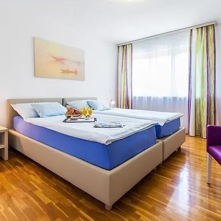 Tertianum Residenza Al Lido - & Restaurant アパートホテル